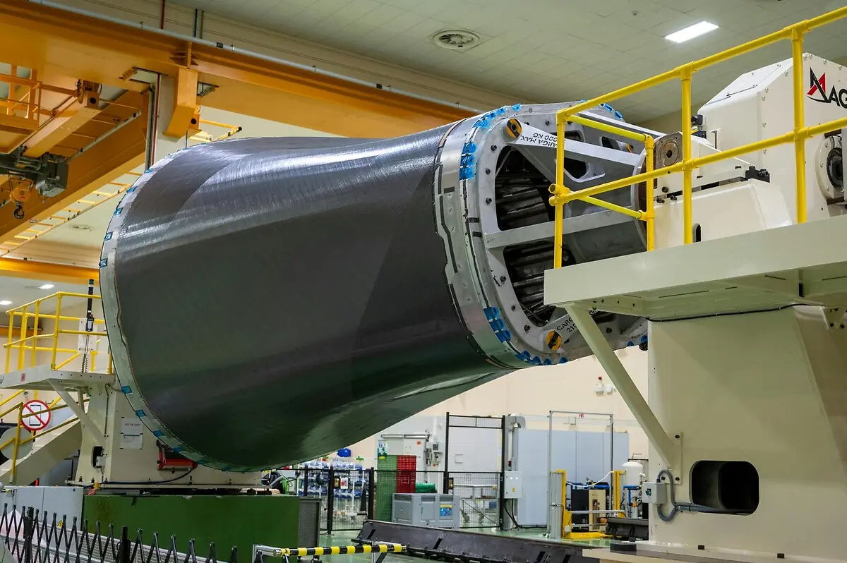 © Airbus SAU 2024 Gonzalo Cases-Mango — Airbus Media Centre, réf. 912615 tronçon de fuselage A350 en fabrication