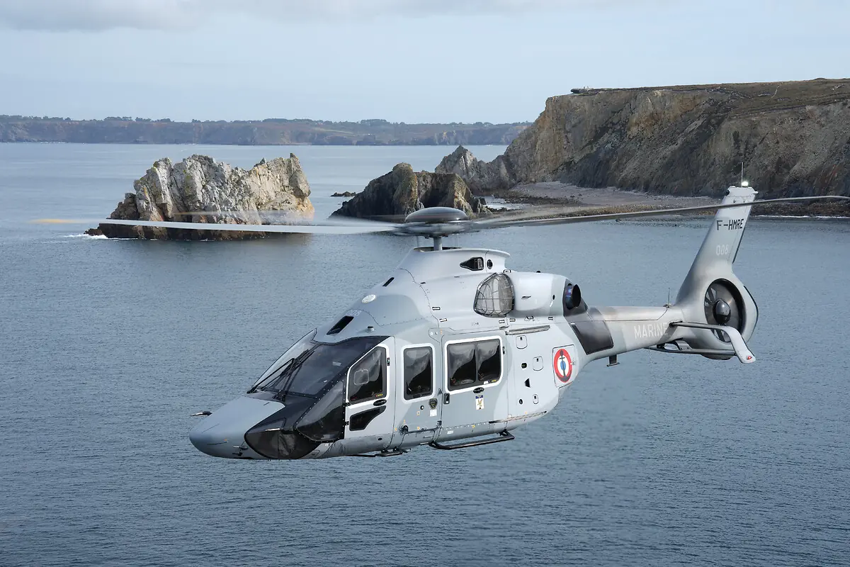 Airbus Helicopters recrutement - hélicoptère H160 en vol